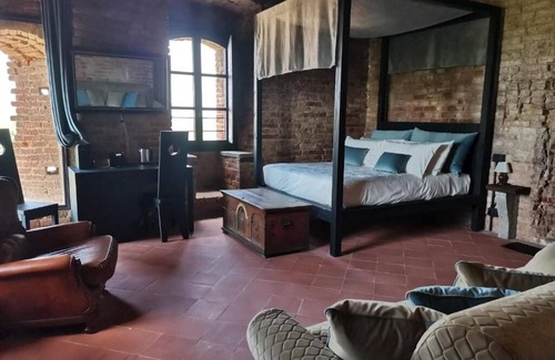 Arignano Hotel | Rocca di Arignano