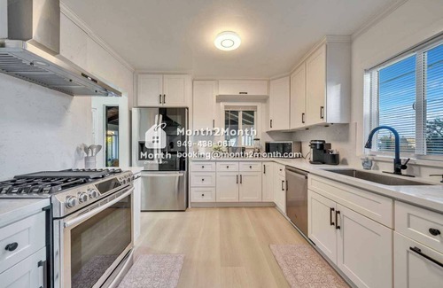 Mayflower Village House | Rochelle Retreat #42336