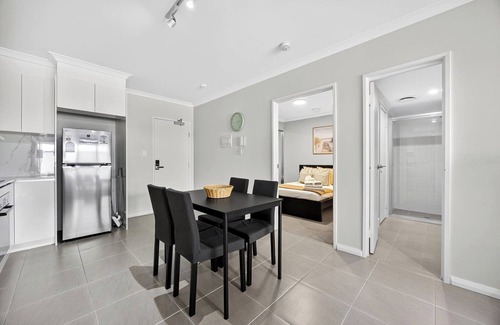 Rockingham Apartment | Rockingham Escape 2br Apt Near Beach and Shops