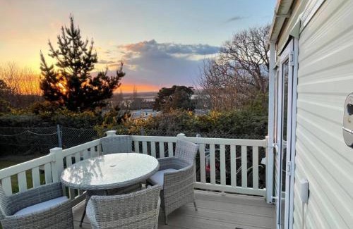Hamworthy Resort | Rockley Valley TV36