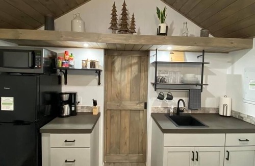 Stockdale Cabin | Rockwood Falls Cabin