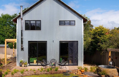 Daylesford House | Rocky Hollow - Outdoor Bath in the heart of Daylesford