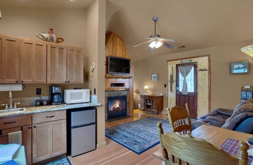 Cascade Cabin | Rocky Mountain Lodge