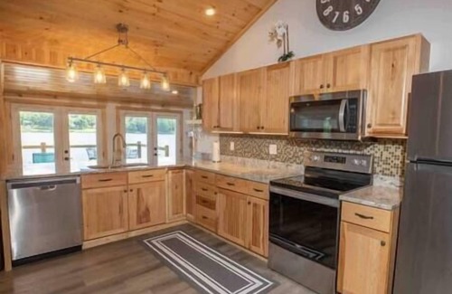Hamilton House | Rocky Point #1, Lake Moraine Home #1 Near Colgate University