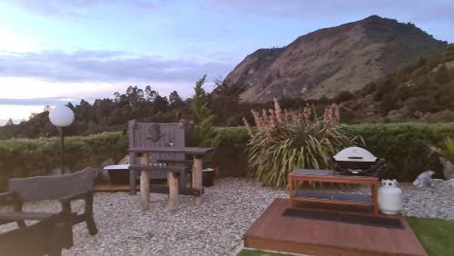 Motupipi House | Rocky Ridge Cottage