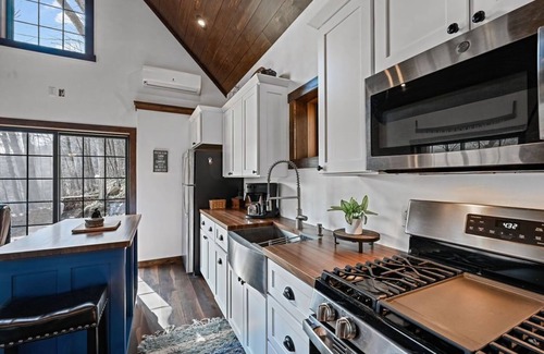 Cashton Cabin | Rocky Ridge Retreat - A new modern rustic cabin.