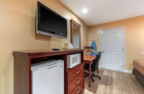 Harbor Hotel | Rodeway Inn Carson - Los Angeles South