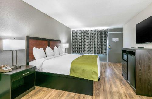 Kingston Springs Hotel | Rodeway Inn Kingston Springs