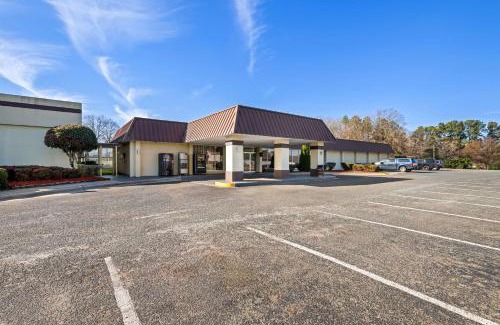 Monroe Hotel | Rodeway Inn