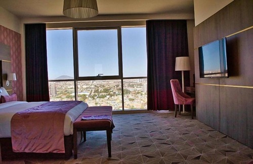 Oran Hotel | RODINA