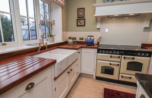 Egton Cottage | Roding Cottage