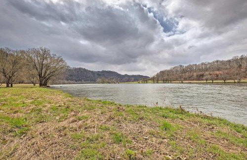 Rogersville Apartment | Rogersville Barn Apartment on 27 Acres with Pond!
