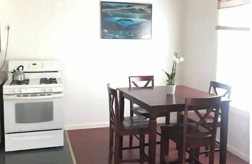 Rohnerville House | Rohner Ranch House FAST WI-FI