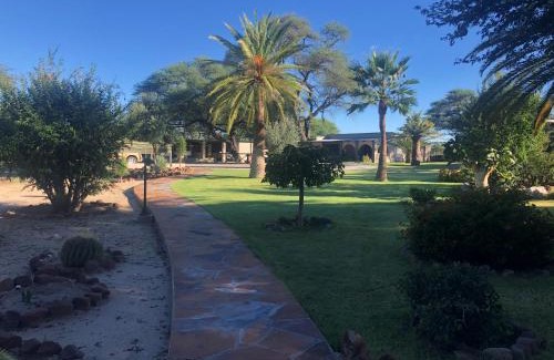 Omaruru Cabin | Roidina Safari Lodge