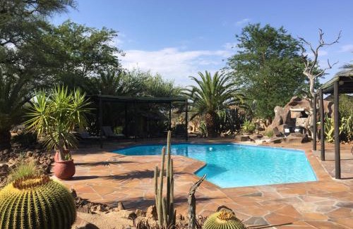 Omaruru Cabin | Roidina Safari Lodge