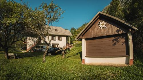 Soca Apartment | Roja House