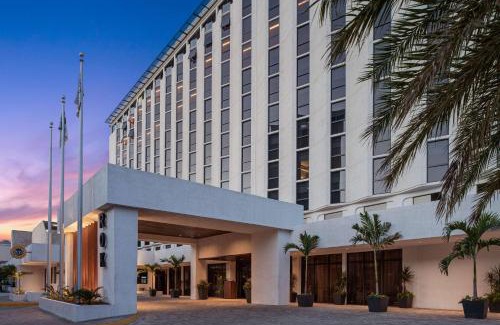 Kingston Hotel | ROK Hotel Kingston Tapestry Collection By Hilton