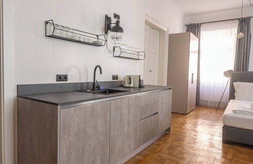 Graz City Centre Apartment | Roksoxhome Designer Boutique Apartment