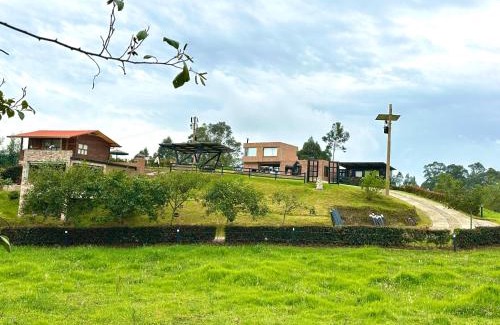 Chiquinquira Apartment | Romántica Cabaña con vista a la ciudad, 10 min del Centro
