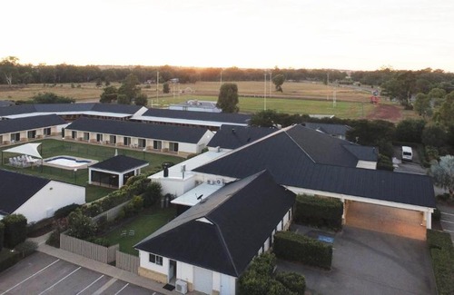 Roma Hotel | Roma Explorers Inn
