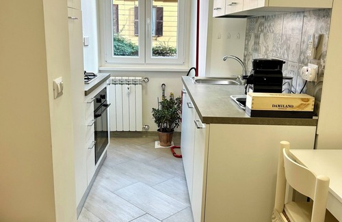 Tuscolano Apartment | Roman Holiday @ Furio Camillo