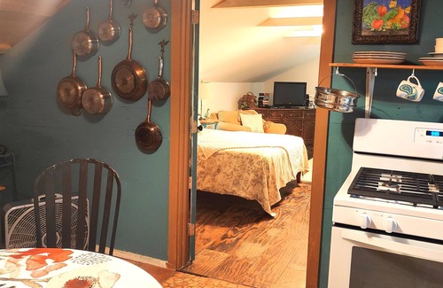 Rainbow CDP Other | Romantic Alpaca Retreat/Farmstay With Soaking Tub