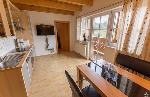 Zeutschach Apartment | Romantic apartments with pond view, sun terrace and swimming pond