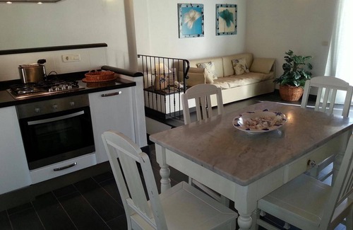 Deiva Marina Apartment | Romantic attic with terrace CITR 011012 CAV004
