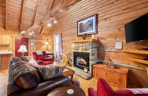 Vesta House | Romantic Cabin Getaway - Fast Wi-Fi - Pet-Friendly