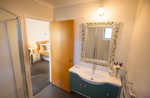 Oropi Bed & Breakfast | Romantic Country Escape