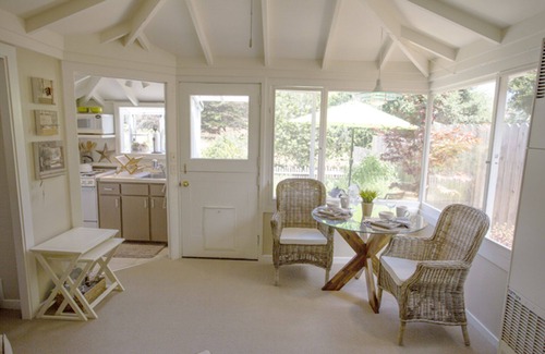 Carmel Cottage | Romantic Couples Cottage, Artist-Writers Retreat in Carmel Valley Wine Country