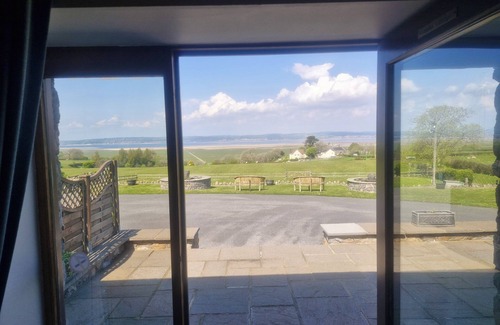 Crynant Cottage | Romantic farm Country Retreat cottage on the Gower Coastline. Pet friendly