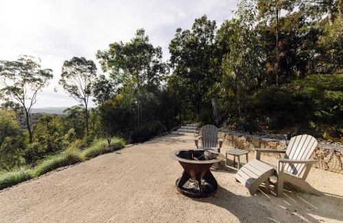 Bucketty Bed & Breakfast | Romantic getaway SummerHill Tiny
