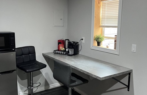 Thorold Apartment | Romantic guest house in the heart of Niagara wineries