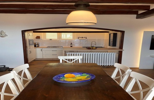 Trarego Viggiona Villa | Romantic House by Lake Maggiore with Garden