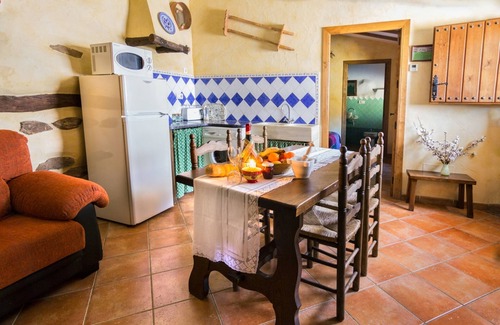 Laroya House | romantic house for 2 people with jacuzzi