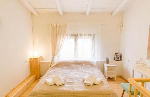 Tymbaki Apartment | Romantic house Priotissa II