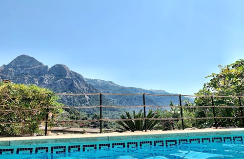 Fornalutx House | Romantic house with private swimming pool, A/C, BBQ, WiFi