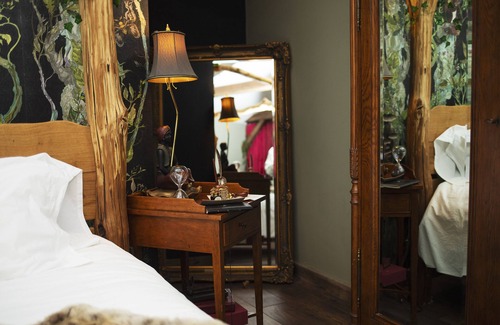 Layer de la Haye Cabin | Romantic Lodge on Edge of Nature Reserve