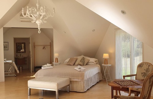 Tai Tapu House | Romantic LUXURY loft in STUNNING Nature Retreat.