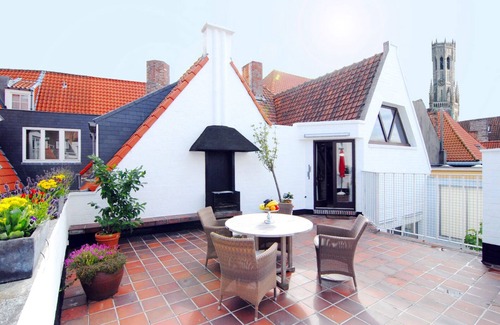 Historical Center Bruges Apartment | Romantic Penthouse in Bruges Medieval Centre with Roof Garden and Free Garage