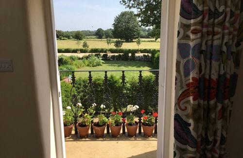 Witney Apartment | Romantic, quirky farm loft conversion with beautiful natural swimming pool