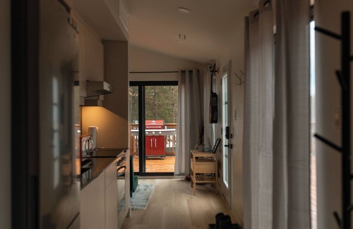 Blue Sea Ski Chalet | Romantic Retreat with Hot tub Nestled in Nature - Nature Trail Access