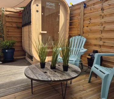 Lampaul-Plouarzel Apartment | Romantic room le moutik du bord de mer avec SPA et sauna parking gratuit