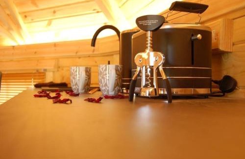 North Perrott Resort | Romantic Rural Retreats