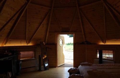 North Perrott Resort | Romantic Rural Retreats