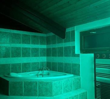 Montauban Apartment | Romantic Suite