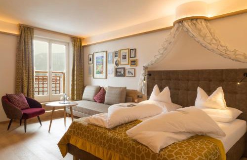 Sankt Wolfgang im Salzkammergut Hotel | Romantik Hotel Im Weissen Rössl am Wolfgangsee
