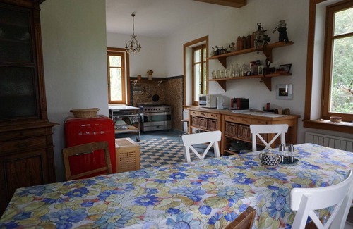 Schierstein House | Romantisches Ferienhaus Mitten in der Natur