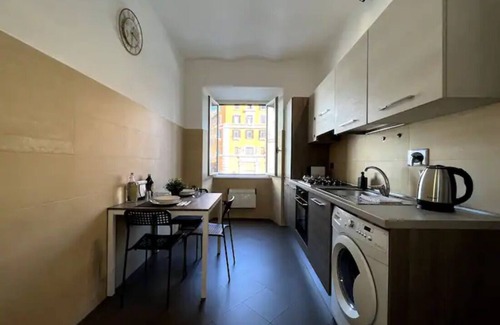 San Lorenzo Apartment | [Rome Termini] - Elegant Suite